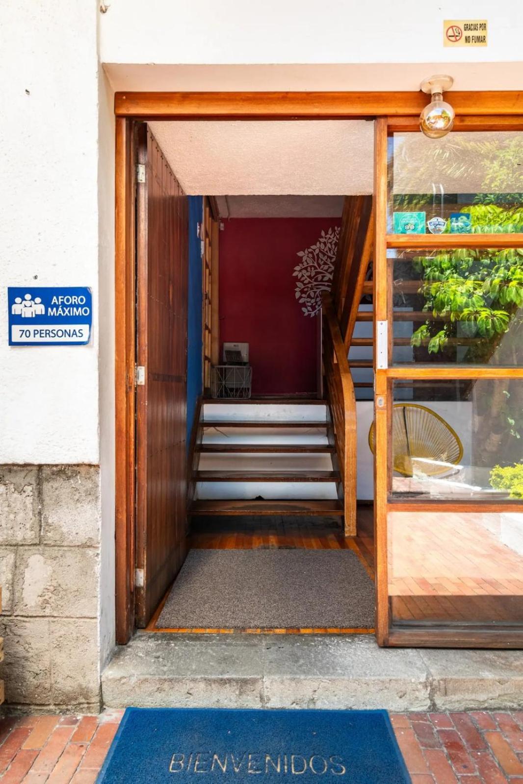 Blue House La Floresta Quito Exterior photo